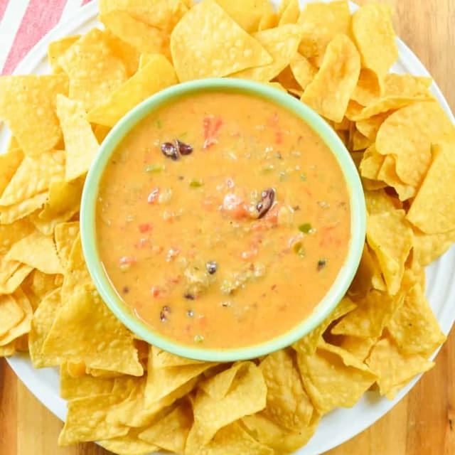 Chile Con Queso.
