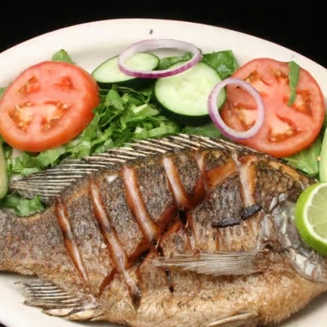 Mojarra Frita Tilapia.