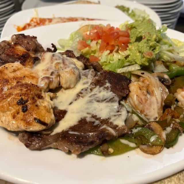 Mar Y Tierra Steak.
